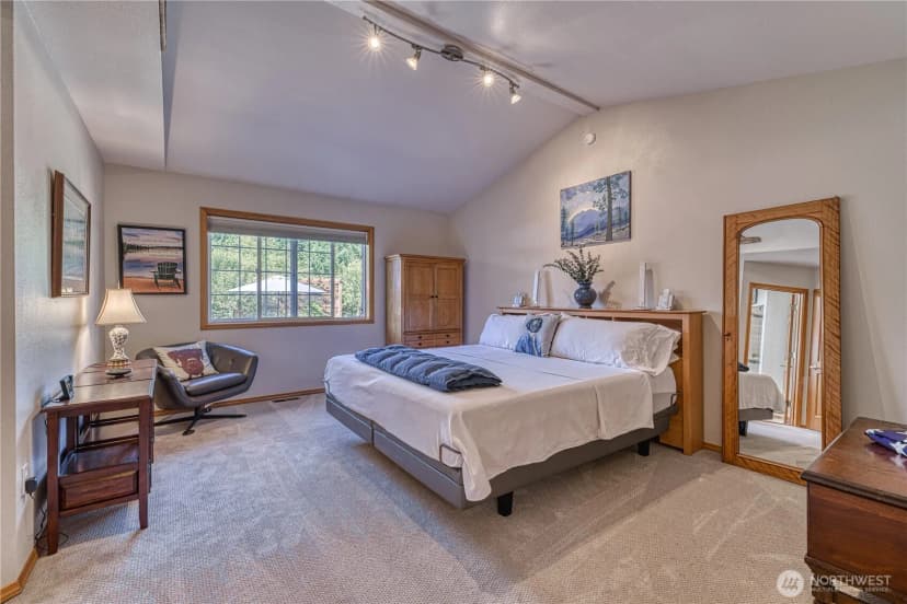 Property photo for 9705 346th Street S, Roy photo 16