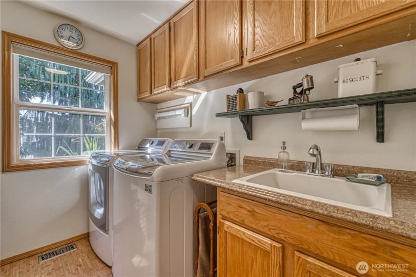 Property photo for 9705 346th Street S, Roy photo 24