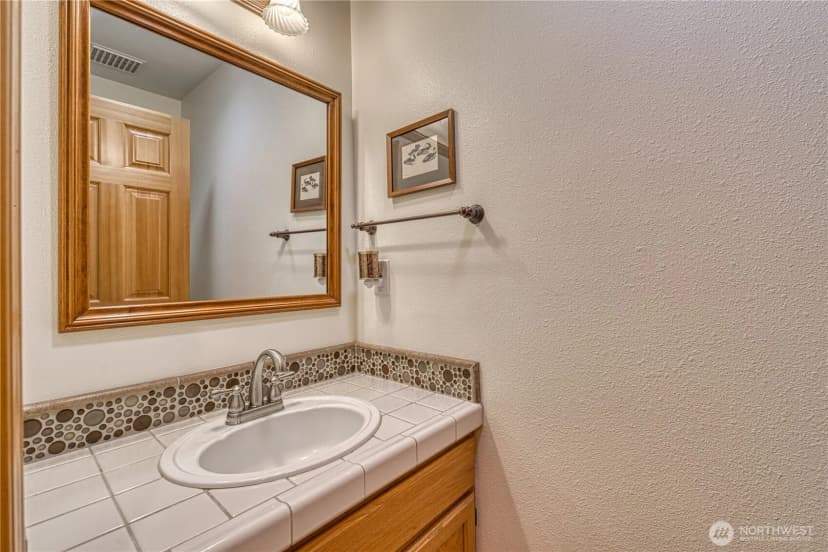 Property photo for 9705 346th Street S, Roy photo 23
