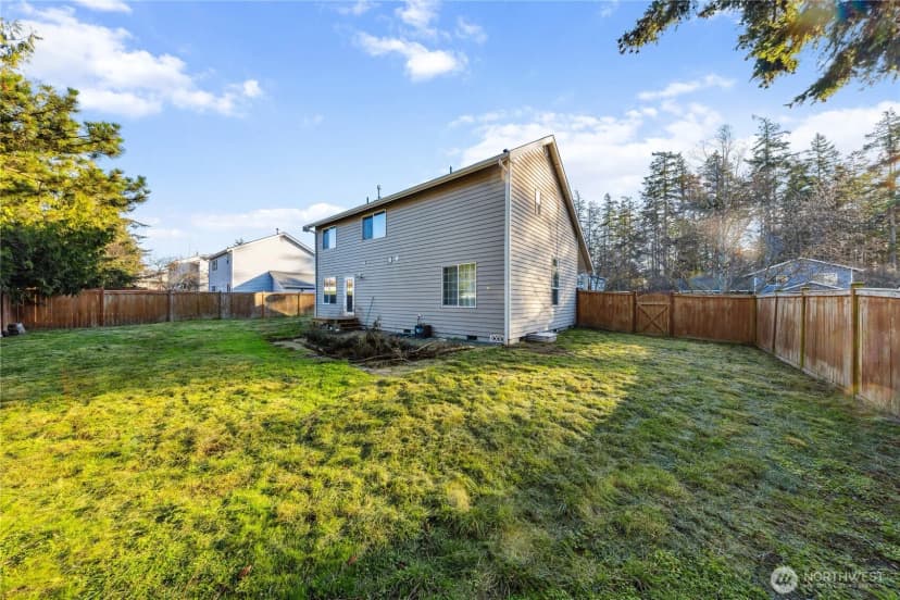 Property photo for 1340 Nw Redwing Drive, Oak Harbor photo 33