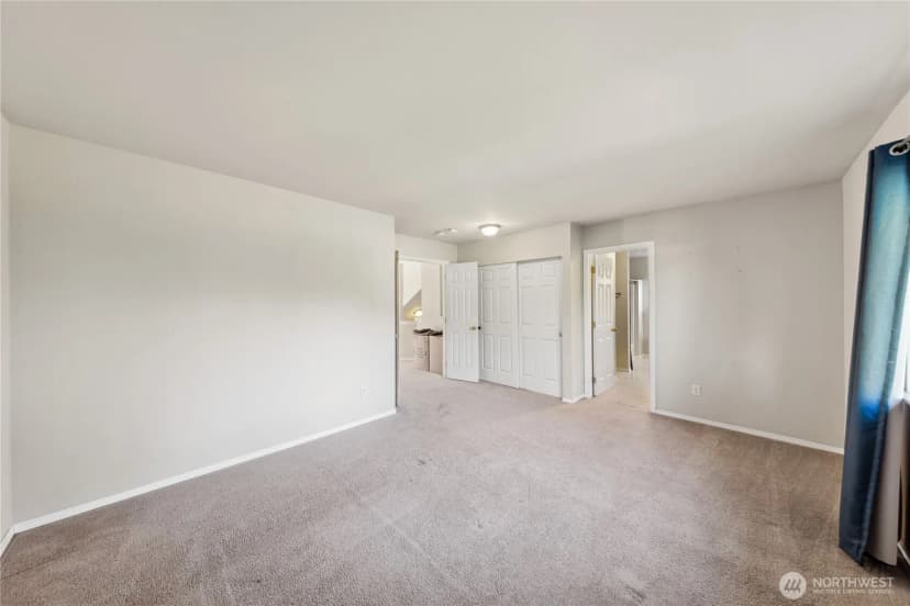 Property photo for 1340 Nw Redwing Drive, Oak Harbor photo 16