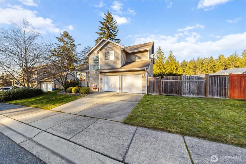 Property photo for 1340 Nw Redwing Drive, Oak Harbor