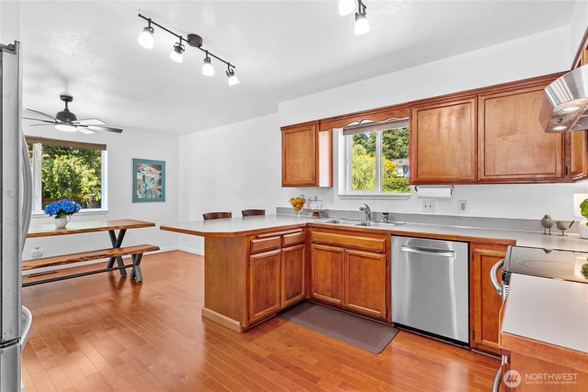 Property photo for 3661 Britton Road, Bellingham photo 9