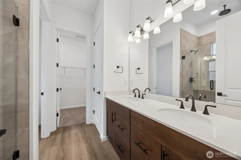 Property photo for 301 N 55th Street #25, Mount Vernon photo 7