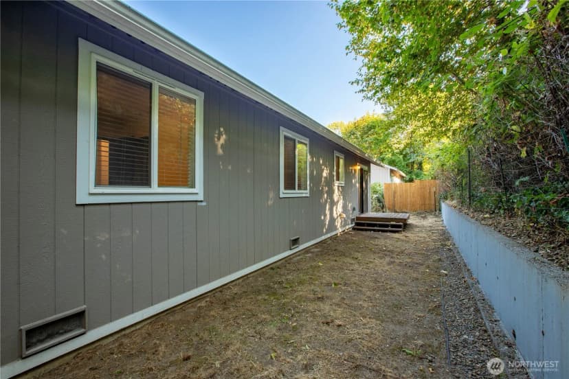 Property photo for 1414 E Harrison Street, Tacoma photo 24