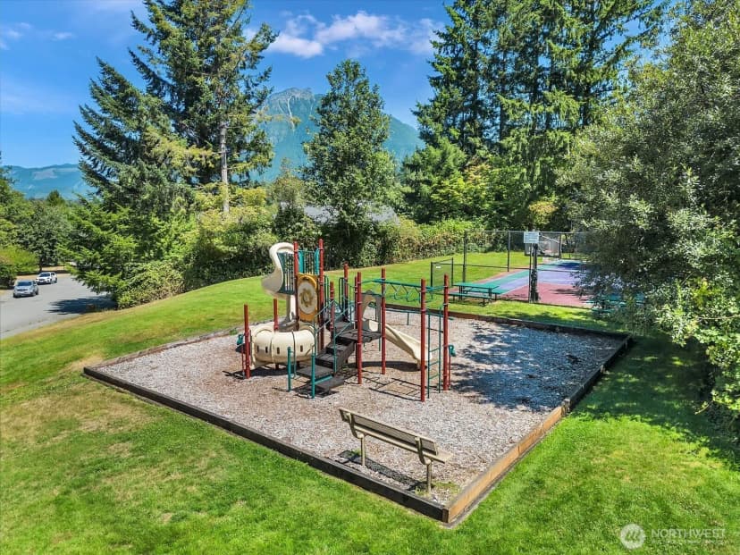 Property photo for 1075 Sw 12th Street, North Bend photo 36