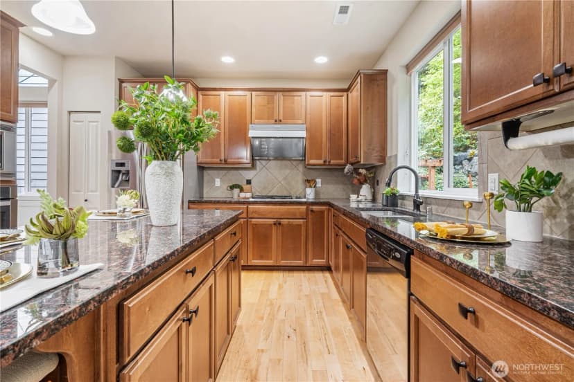 Property photo for 22811 36th Dr Se, Bothell photo 9