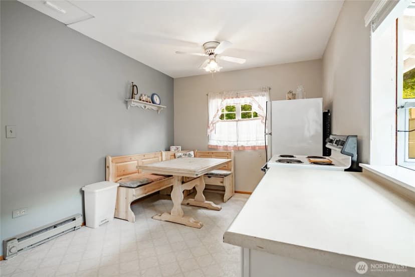 Property photo for 5045 Maple Street, Blaine photo 13