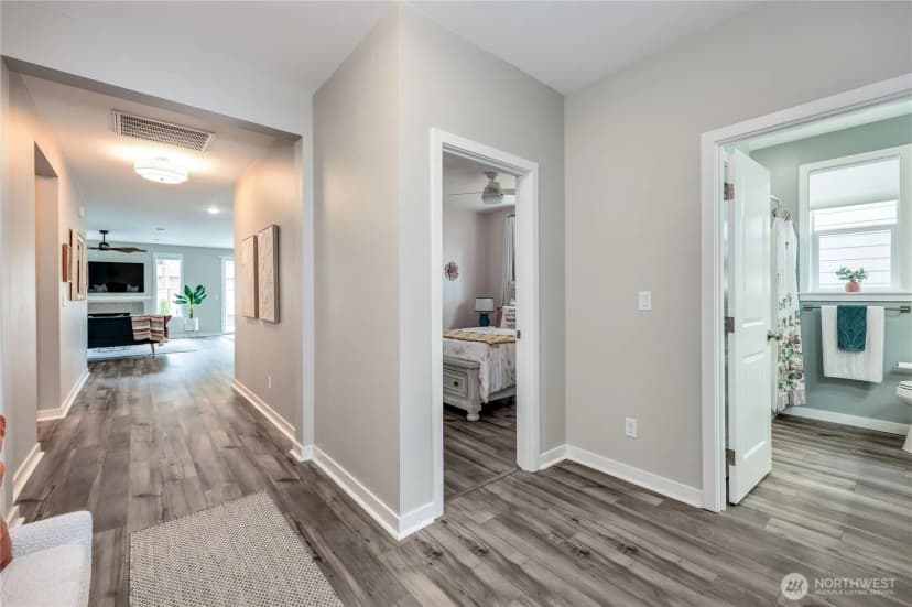 Property photo for 1796 Ashby Avenue Nw, Poulsbo photo 4