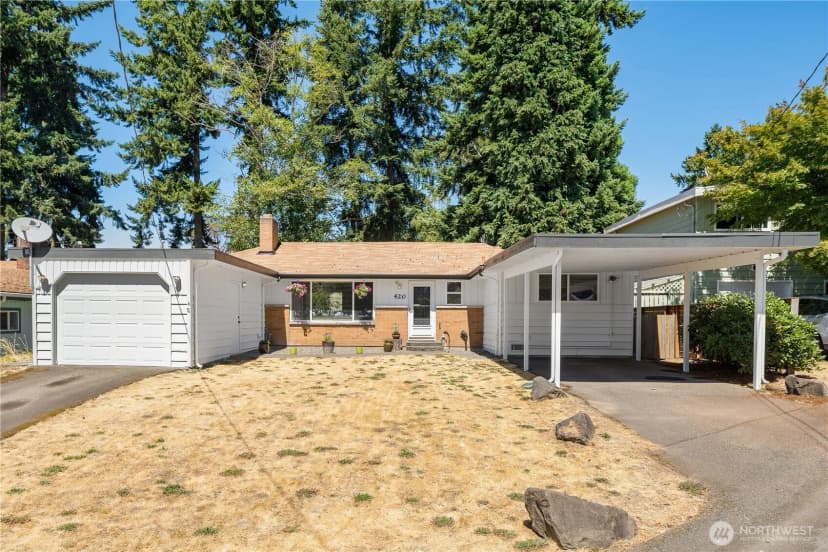 Property photo for 420 Sw 127th Street, Seattle photo 2