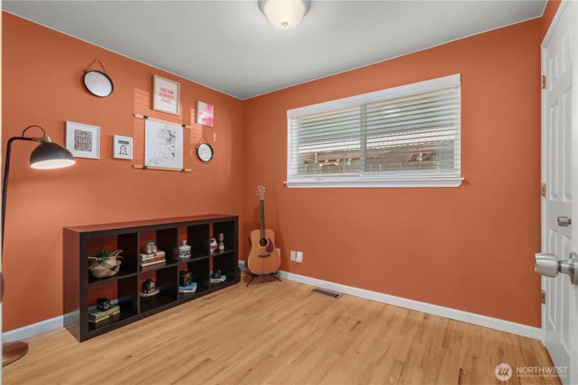 Property photo for 420 Sw 127th Street, Seattle photo 15