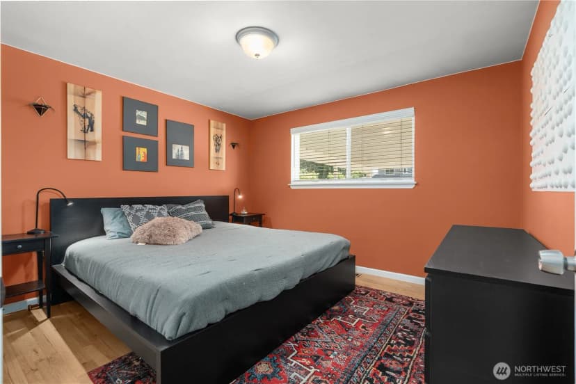 Property photo for 420 Sw 127th Street, Seattle photo 13