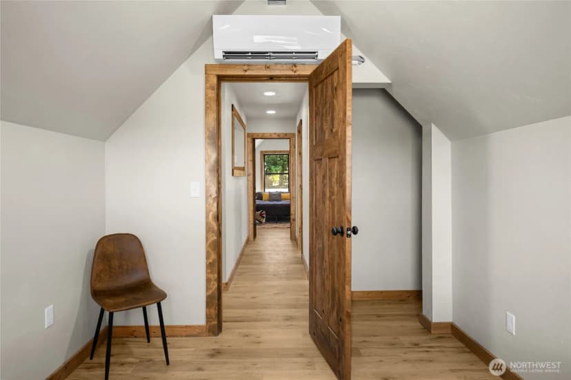 Property photo for 51 Alley Street, Ronald photo 18