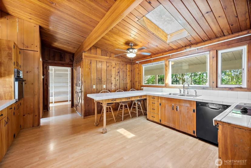Property photo for 36703 Pulford Road E, Eatonville photo 6