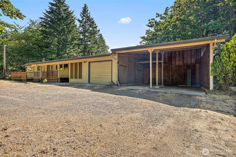Property photo for 36703 Pulford Road E, Eatonville photo 2