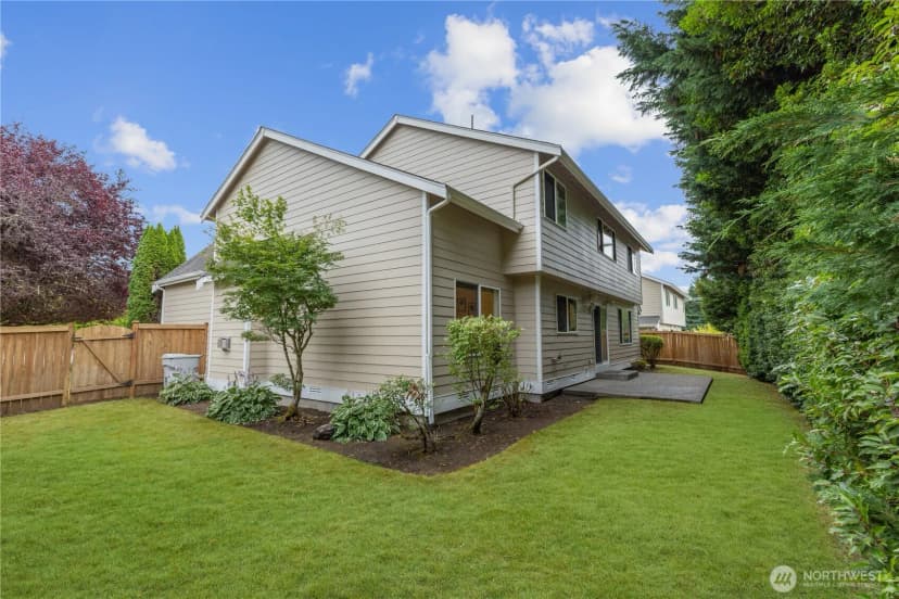Property photo for 415 Pasco Place Ne, Renton photo 29