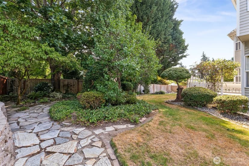 Property photo for 33704 7th Place Sw, Federal Way photo 33