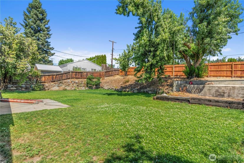 Property photo for 17 S Lombard Avenue S, East Wenatchee photo 8