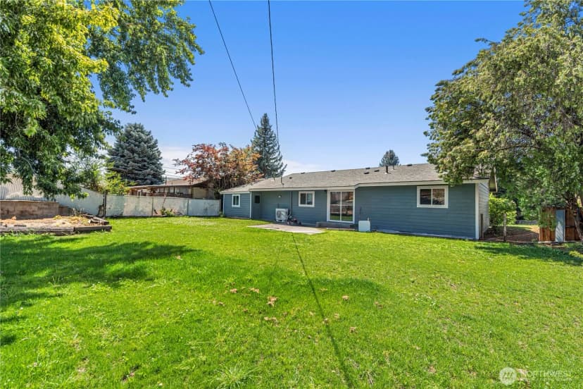 Property photo for 17 S Lombard Avenue S, East Wenatchee photo 12