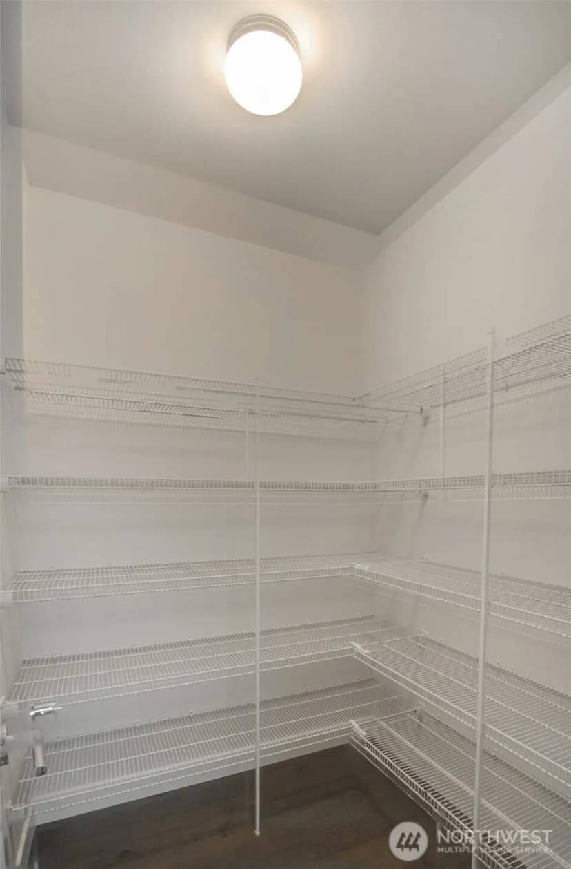Property photo for 33497 Juniper Avenue Se, Black Diamond photo 17