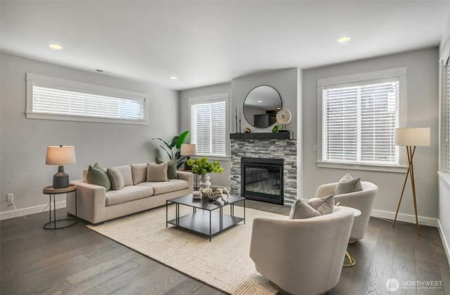 Property photo for 33497 Juniper Avenue Se, Black Diamond photo 2