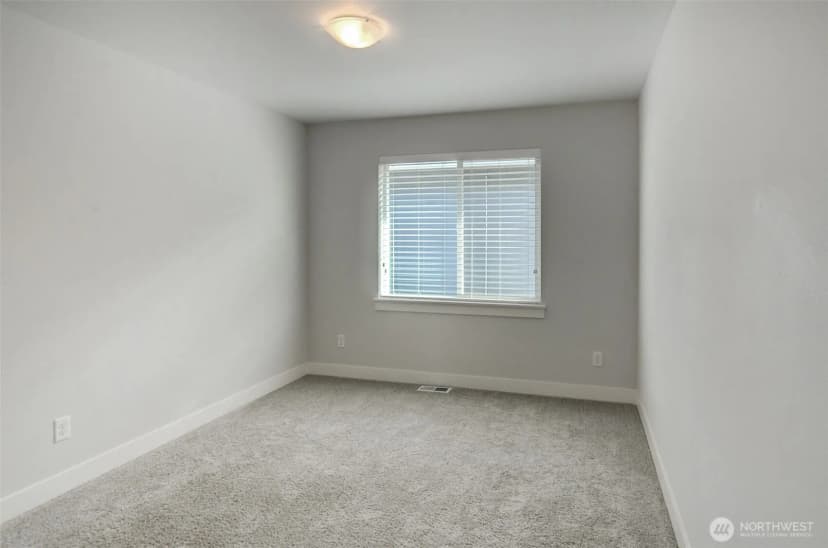 Property photo for 33497 Juniper Avenue Se, Black Diamond photo 18