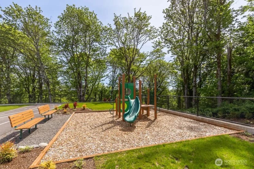 Property photo for 1727 Noble Avenue #82, Snohomish photo 36
