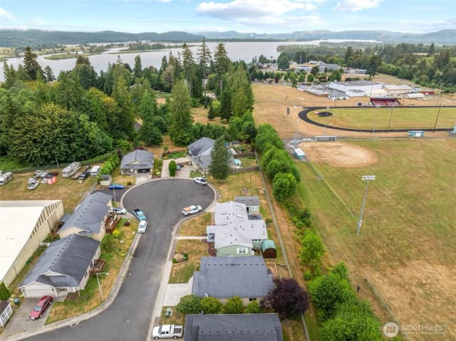 Property photo for 80 Hill Dr, Cathlamet photo 4