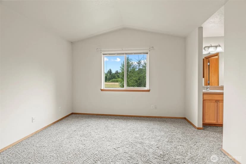 Property photo for 80 Hill Dr, Cathlamet photo 11
