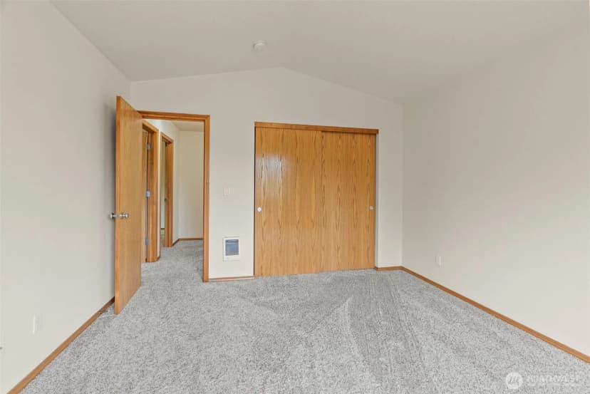 Property photo for 80 Hill Dr, Cathlamet photo 12