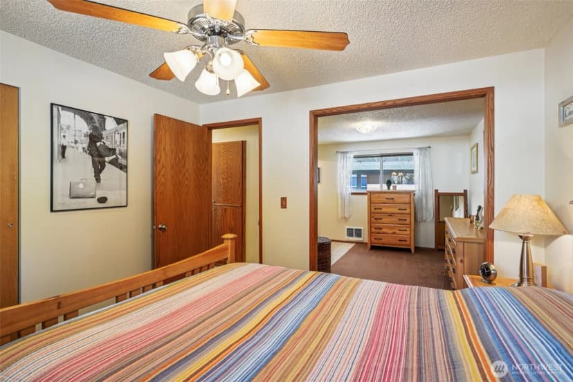 Property photo for 225 169th Street S, Spanaway photo 17
