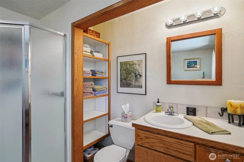 Property photo for 225 169th Street S, Spanaway photo 20