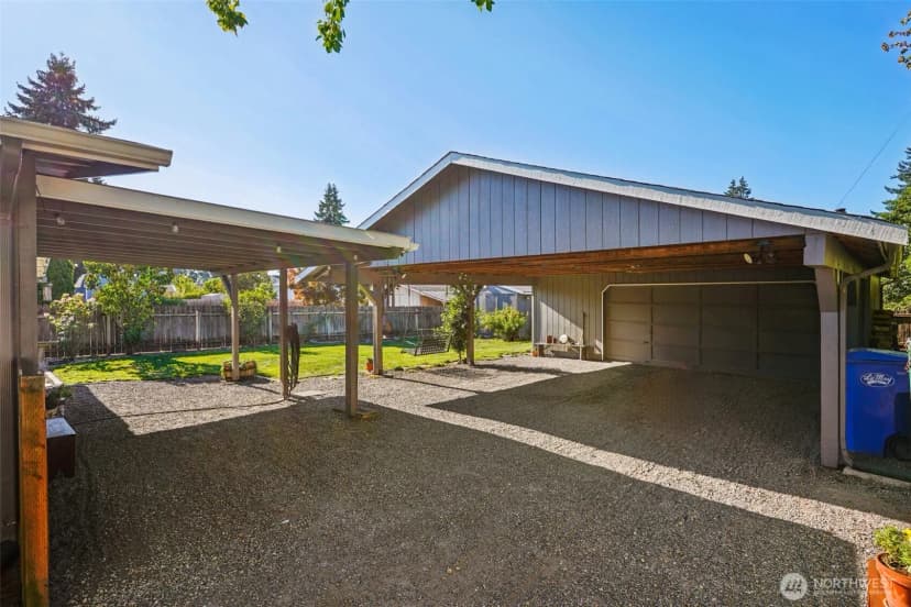 Property photo for 225 169th Street S, Spanaway photo 27