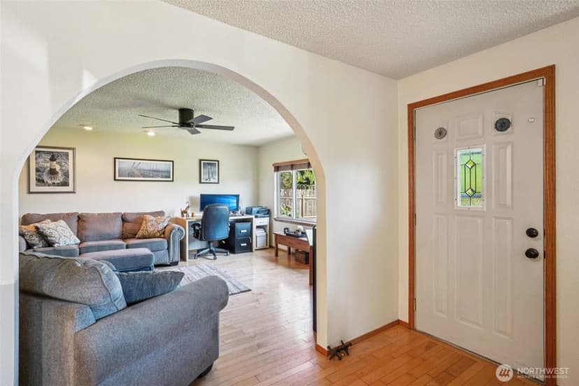 Property photo for 225 169th Street S, Spanaway photo 7