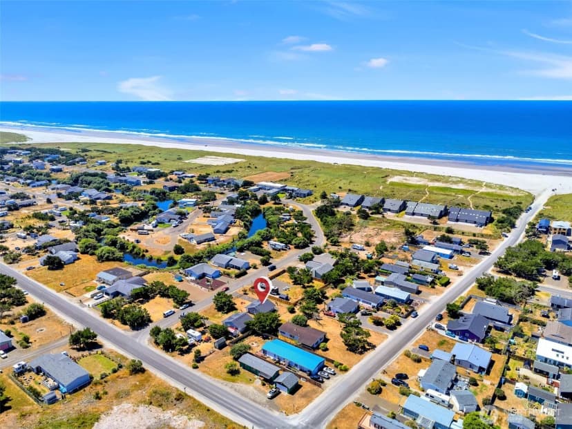 Property photo for 805 338th Place, Ocean Park photo 4