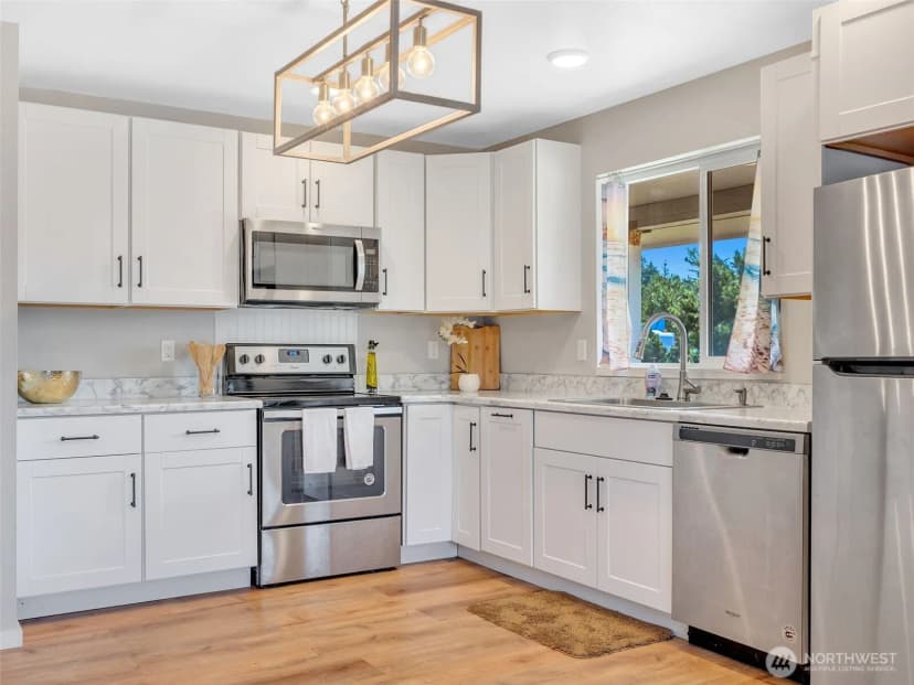 Property photo for 805 338th Place, Ocean Park photo 10