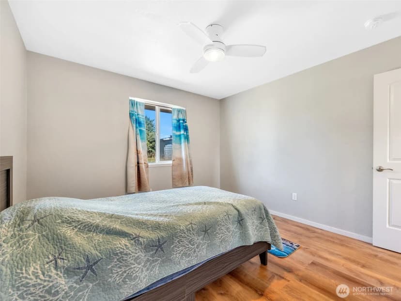 Property photo for 805 338th Place, Ocean Park photo 26