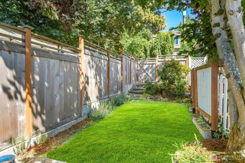 Property photo for 1904 9th Avenue W, Seattle photo 29