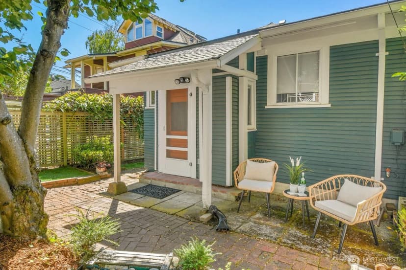 Property photo for 1904 9th Avenue W, Seattle photo 30