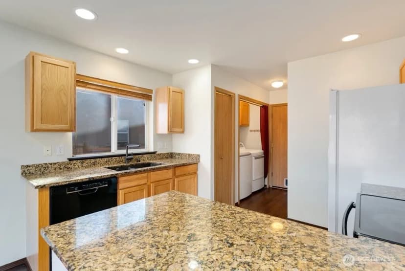Property photo for 6718 131st Street E, Puyallup photo 14