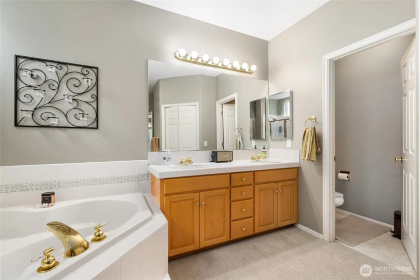 Property photo for 2660 230th Avenue Se, Sammamish photo 24