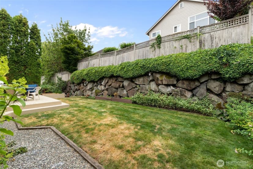 Property photo for 2660 230th Avenue Se, Sammamish photo 38