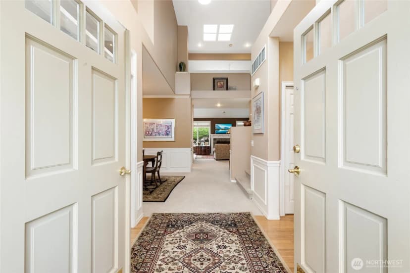 Property photo for 2660 230th Avenue Se, Sammamish photo 5
