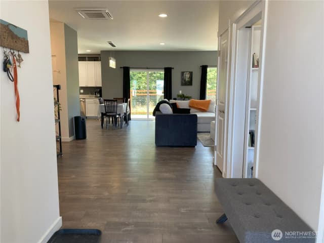 Property photo for 1428 Rook Dr, Port Angeles photo 5