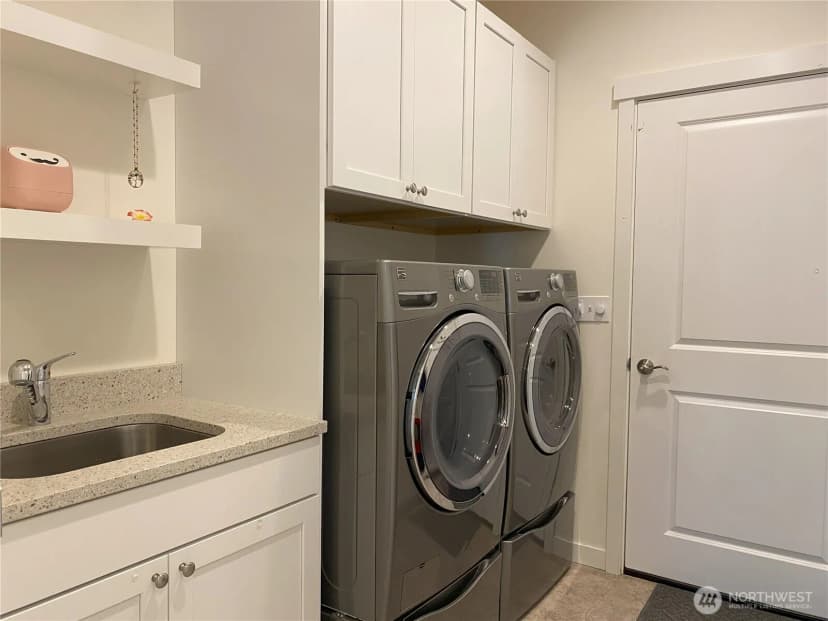 Property photo for 1428 Rook Dr, Port Angeles photo 21