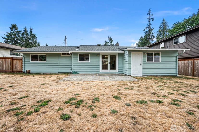 Property photo for 1423 212th Place Sw, Lynnwood photo 31