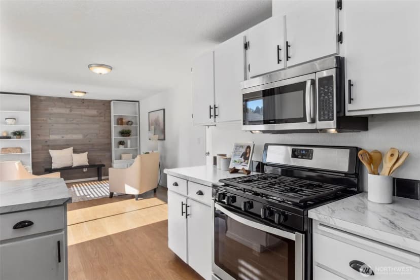Property photo for 14321 Se 258th Place, Kent photo 11