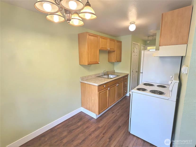 Property photo for 7410 Rainier Avenue S, Seattle photo 8