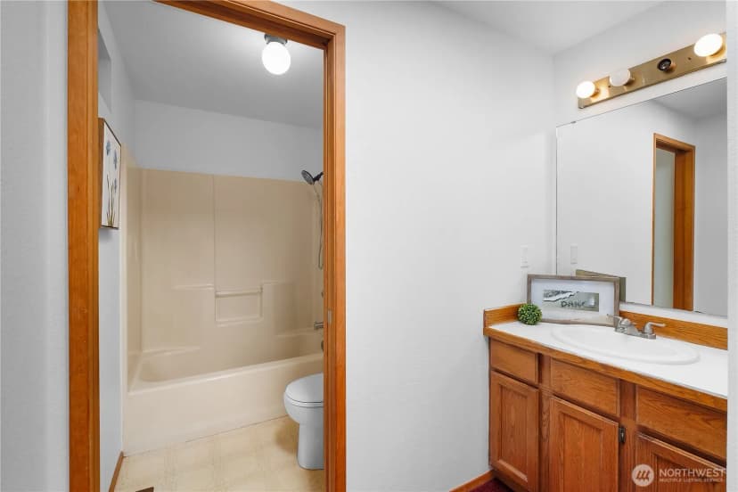Property photo for 4833 27th Ave Court Se, Lacey photo 22