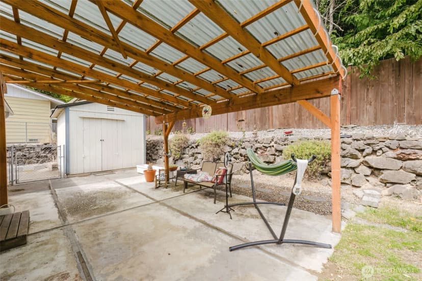 Property photo for 7029 Parkdale Drive Nw, Bremerton photo 27